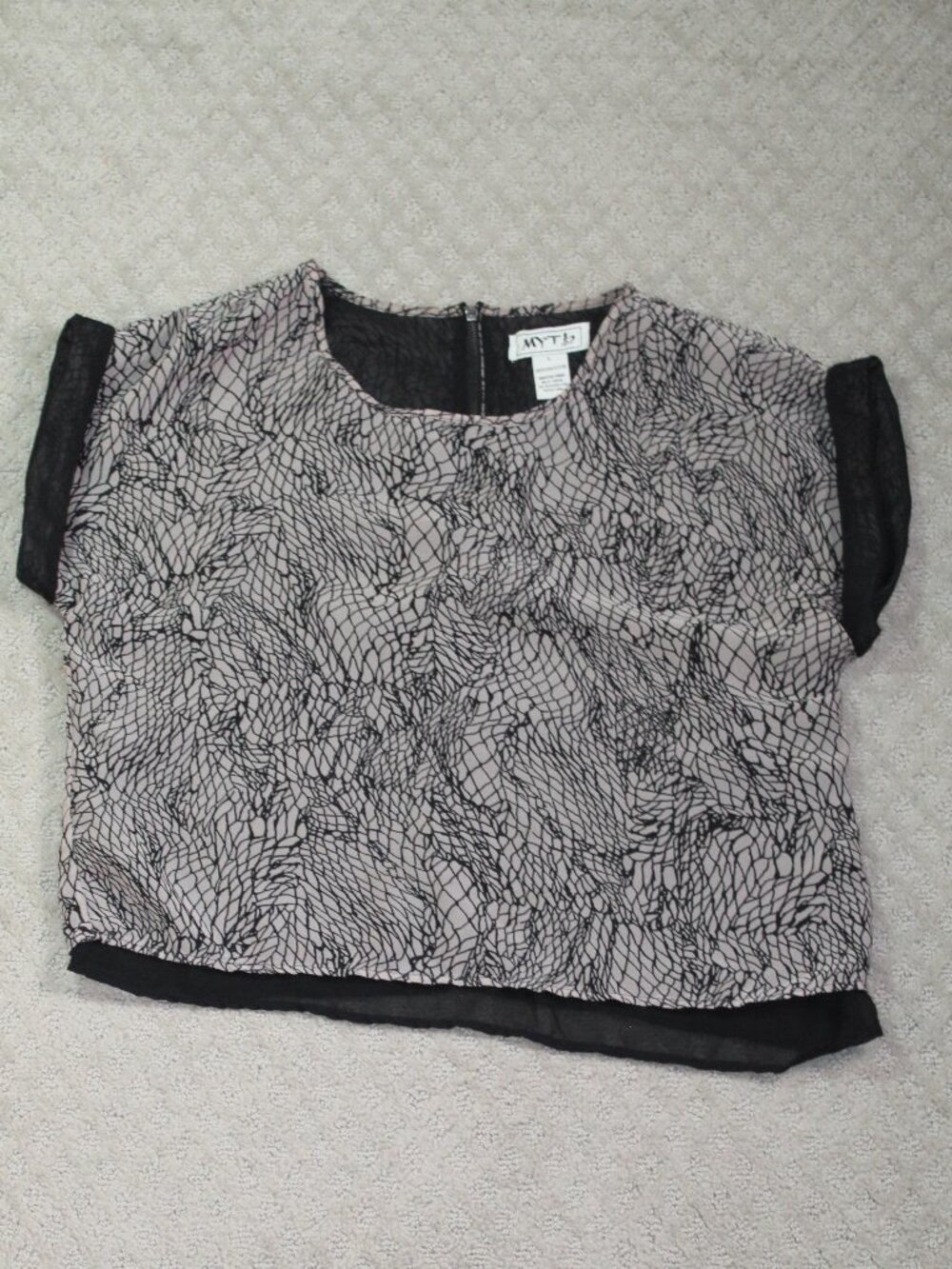 Myth NYC Size L Black Taupe Rolled Short Sleeve Cropped Double Layer Blouse